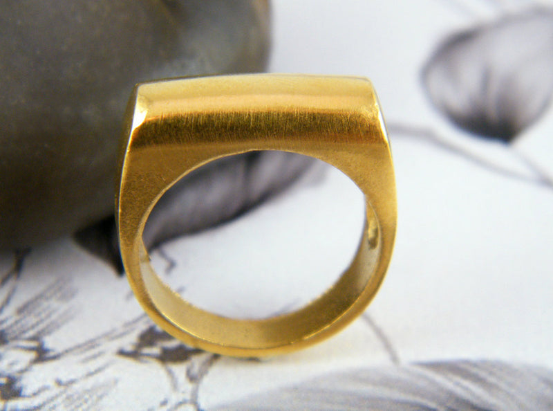 Gold signet ring rectangle ring